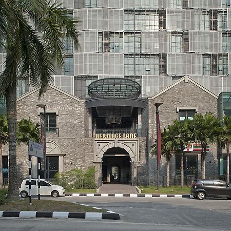 Empire Damansara Residence Suites Petaling Jaya Exterior photo